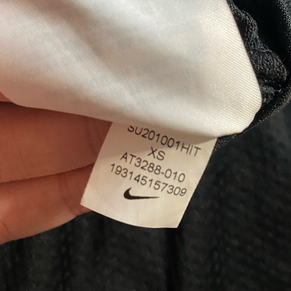 Nike Shorts Unisex - Picture 9 of 9